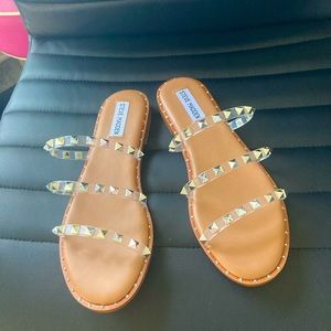 Brand new. Steve Madden Slip-on Sandals